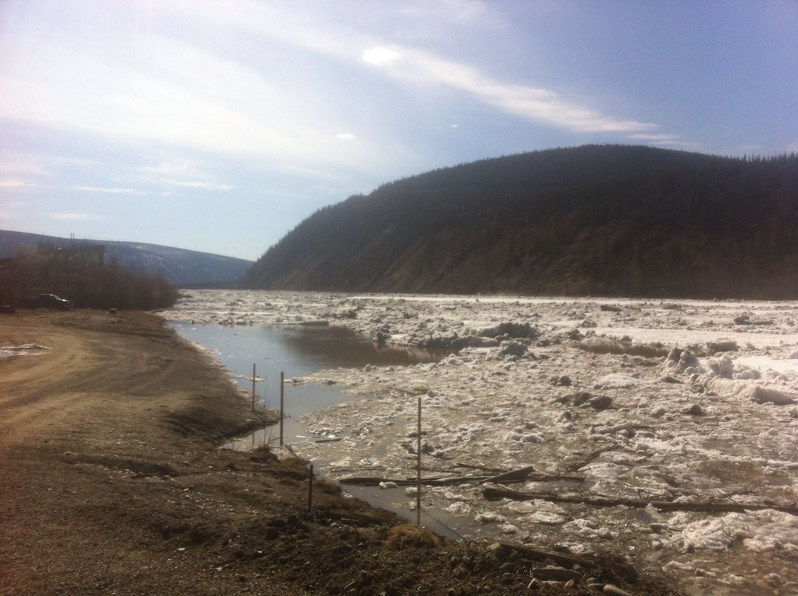 Yukon River: the ice is finally breaking. Miners get ready, season 2018 is starting soon!!!